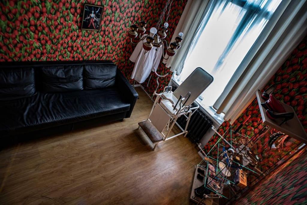 Vintage Bdsm Kinky - Entire 65m2 Space For Up To 6-guests - Fully Equipped * Wrocław